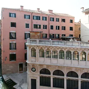 https://residence-corte-grimani.hotelinveneto.com